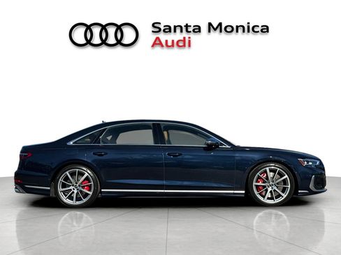 Used 2024 Audi S8 image 8