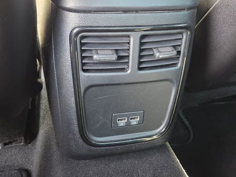 Used 2023 Dodge Charger R/T w/ Performance Handling Group RWD image 17