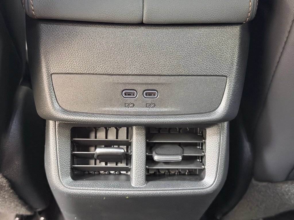 New 2026 GMC Terrain AT4 w/ Technology Package II AWD/4WD image 25