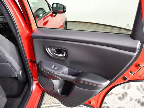 Certified 2025 Honda HR-V Sport image 42