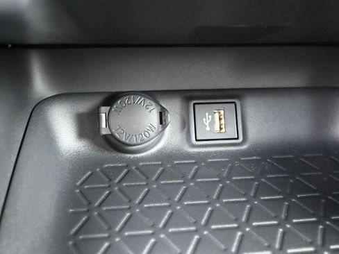 Certified 2025 Toyota RAV4 LE image 23