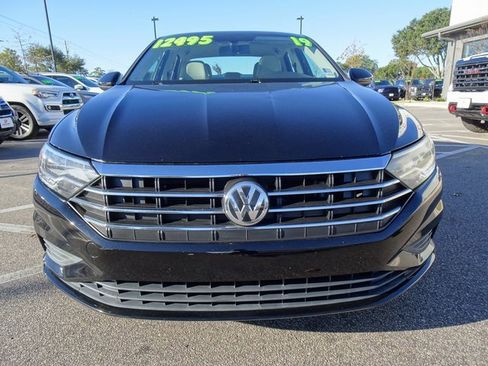 Used 2019 Volkswagen Jetta SE image 9