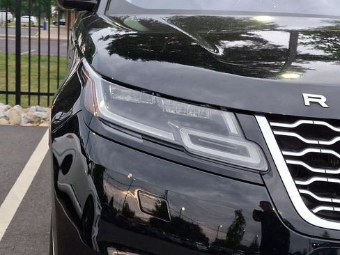 Used 2018 Land Rover Range Rover Velar S AWD/4WD image 9
