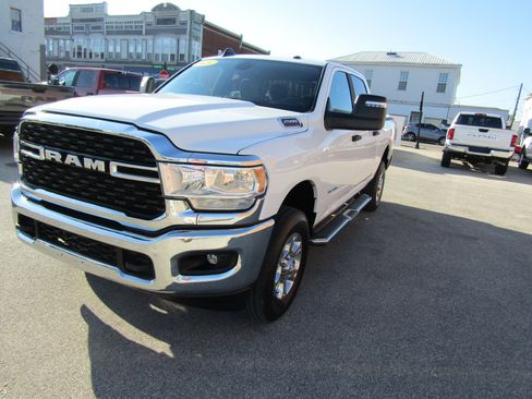 Used 2024 RAM 2500 Big Horn image 7