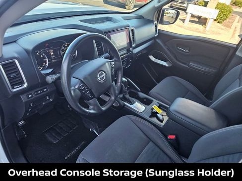 Used 2023 Nissan Frontier SV w/ SV Convenience Package image 17