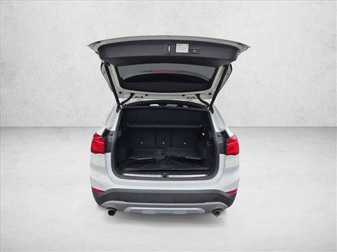 Used 2018 BMW X1 sDrive28i FWD image 6