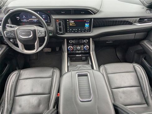 Used 2024 GMC Yukon Denali image 16