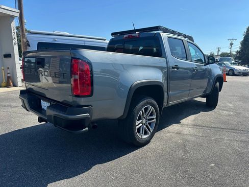Used 2022 Chevrolet Colorado LT w/ Luxury Package image 3