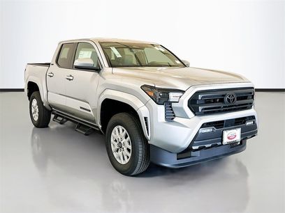New 2025 Toyota Tacoma SR5