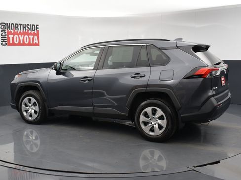 Used 2021 Toyota RAV4 LE image 2