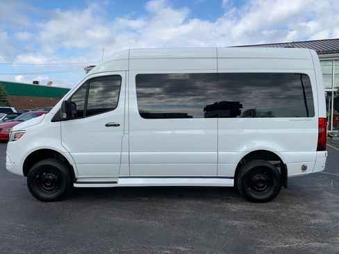 Used 2020 Mercedes-Benz Sprinter 2500 image 5