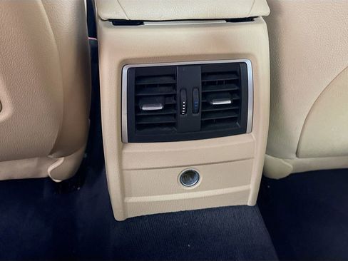 Used 2017 BMW 330i Sedan image 28