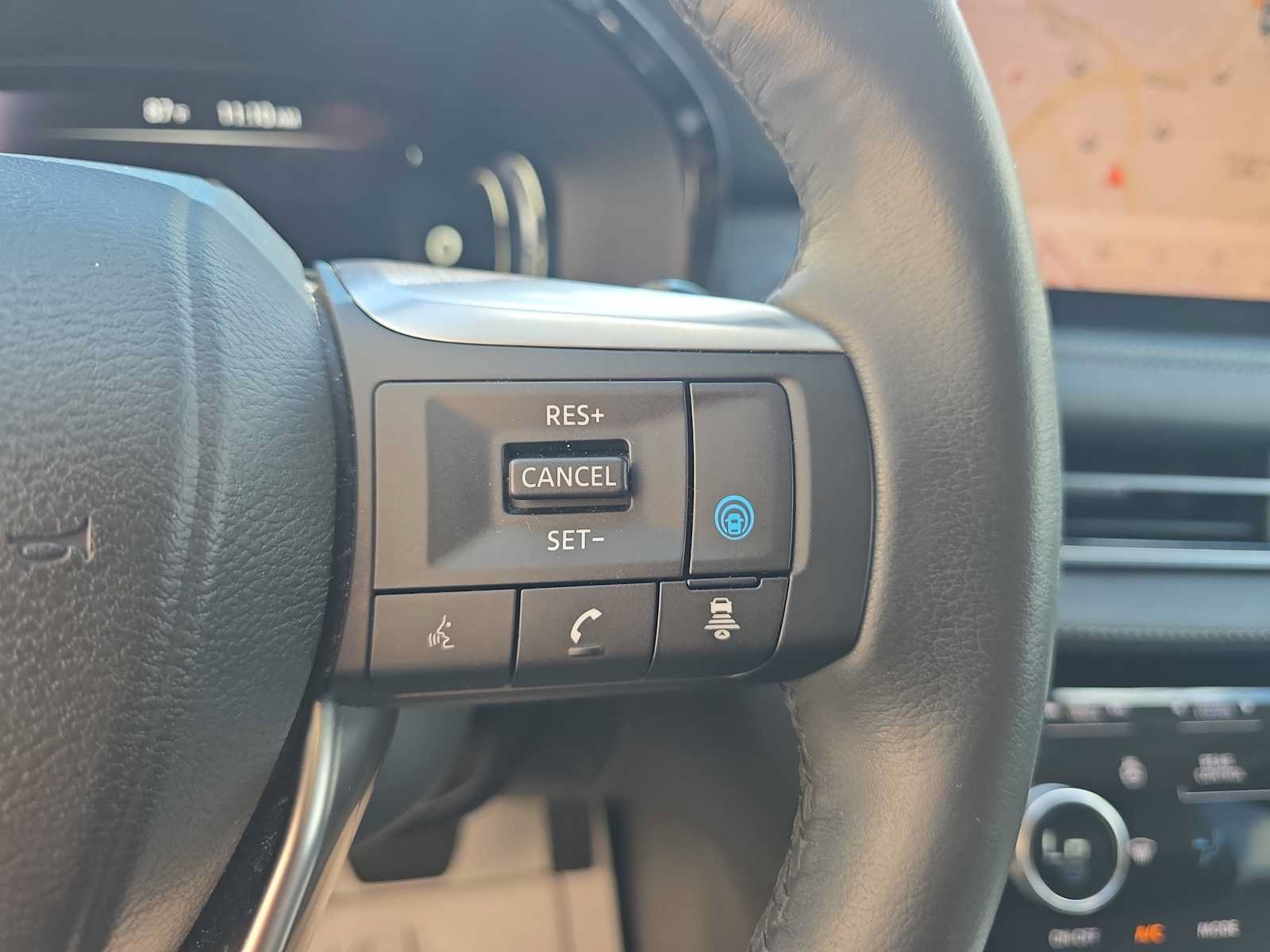 Used 2023 INFINITI QX60 Luxe w/ Performance Audio Package FWD image 21