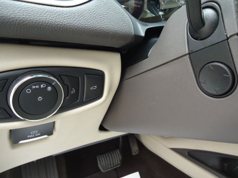 Used 2020 Lincoln MKZ AWD w/ Convenience Package image 15