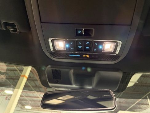 Used 2025 Ford F150 Lariat image 29