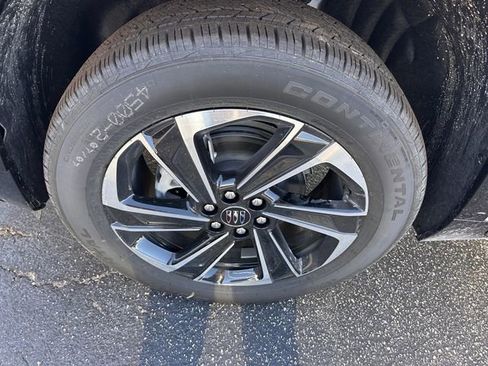 New 2026 Buick Enclave Sport Touring w/ Super Cruise Package image 13