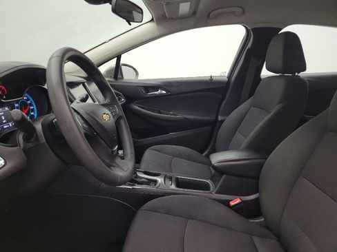 Used 2017 Chevrolet Cruze LT w/ Convenience Package image 17