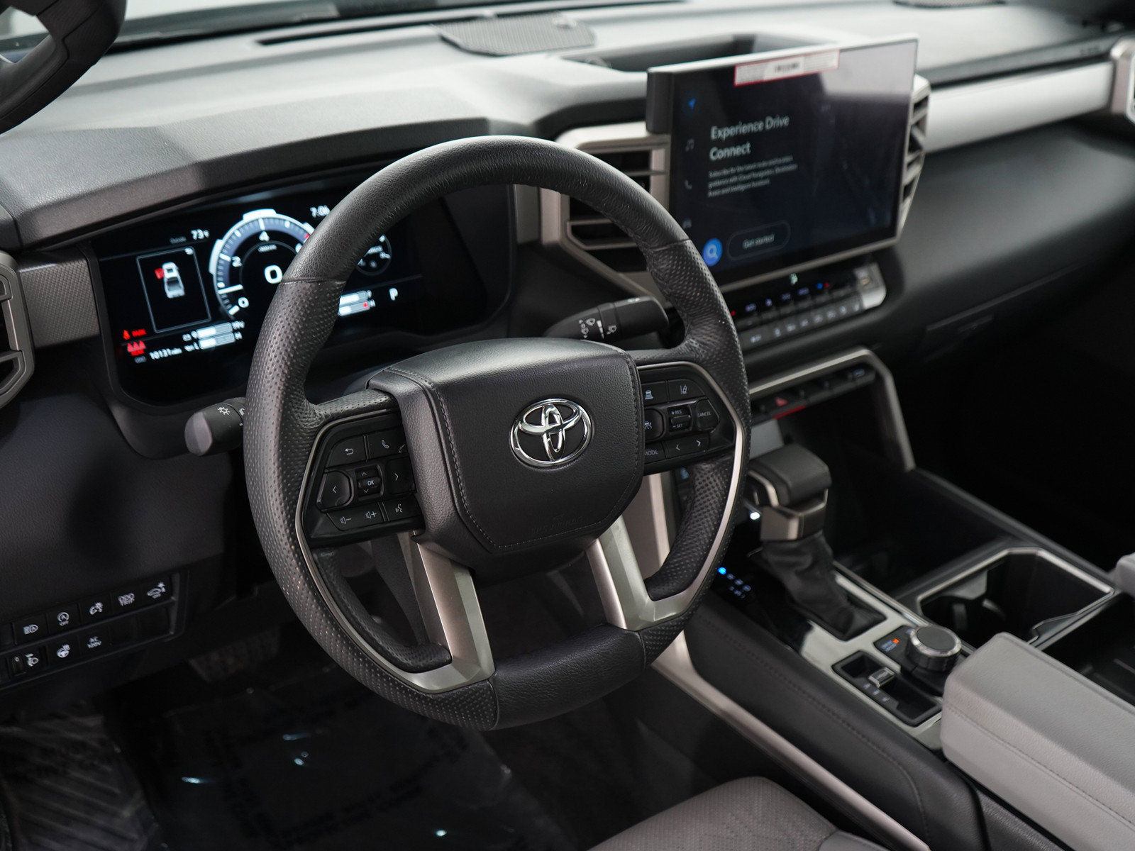 Used 2025 Toyota Tundra Limited AWD/4WD image 20