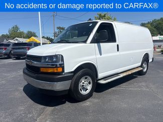 Used 2025 Chevrolet Express 2500 w/ Driver Convenience Package RWD video 2