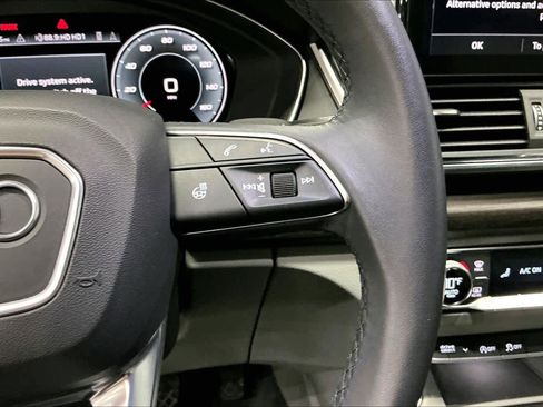 Used 2021 Audi Q5 Premium Plus w/ Premium Plus Package image 21