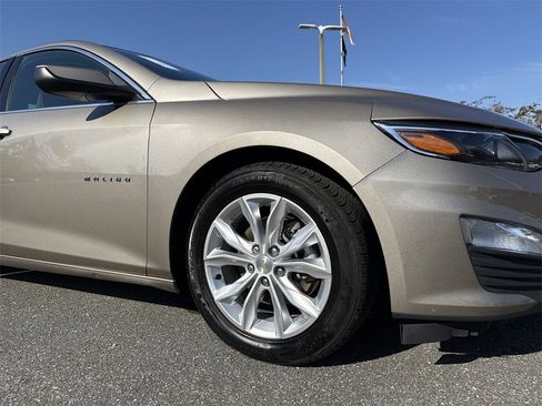 Used 2024 Chevrolet Malibu LT image 10