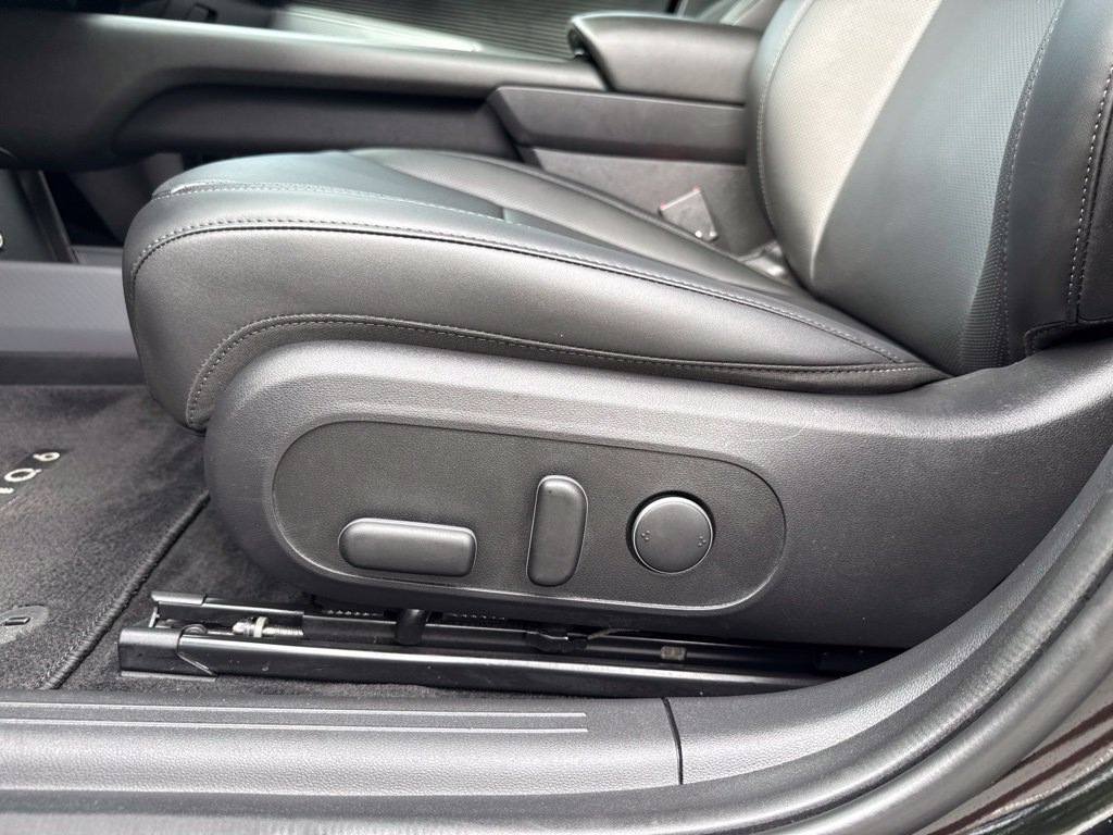 Used 2024 Hyundai Ioniq 6 Limited AWD/4WD image 19