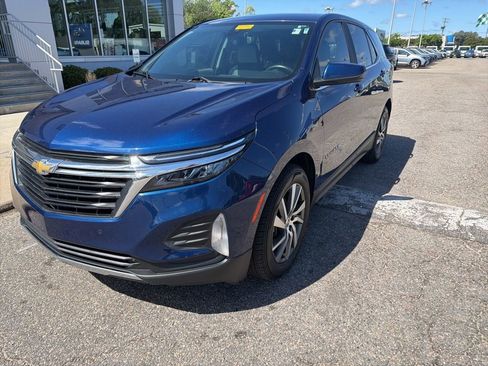 Used 2022 Chevrolet Equinox LT FWD image 3