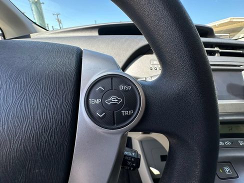 Used 2015 Toyota Prius Three FWD image 23