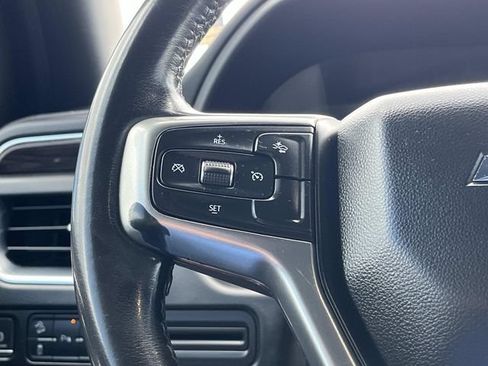 Used 2021 Chevrolet Suburban Z71 AWD/4WD image 32