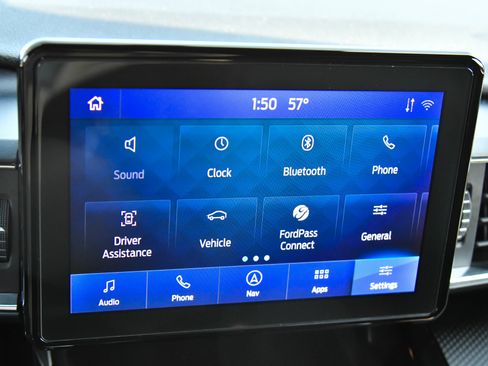 Used 2023 Ford Explorer ST-Line w/ Class IV Trailer Tow Package image 27