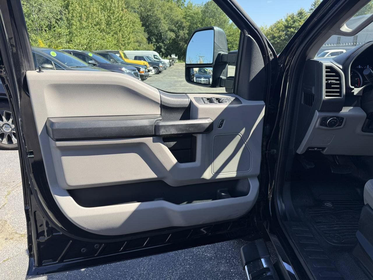 Used 2019 Ford F350 XL w/ STX Appearance Package AWD/4WD image 34