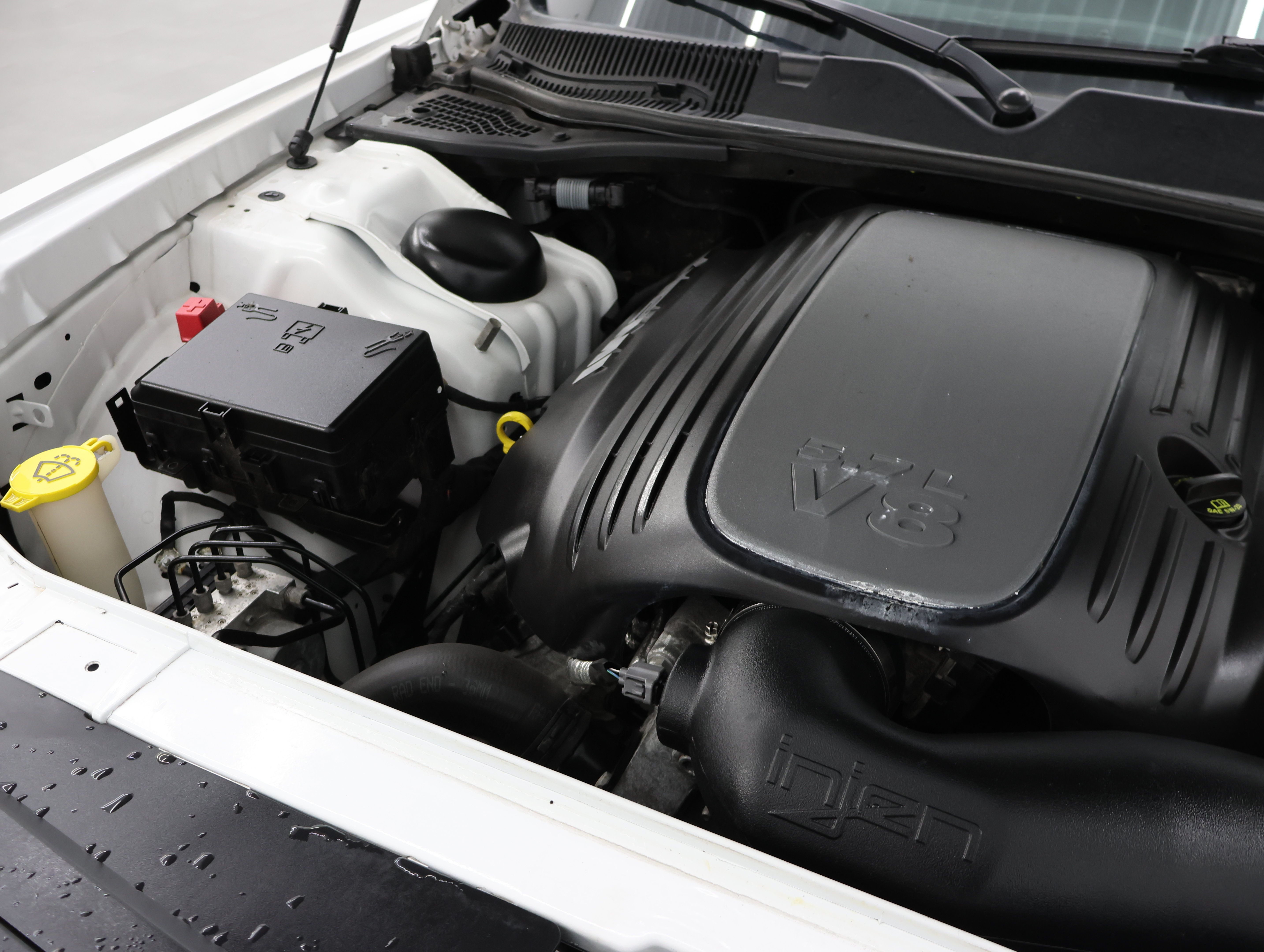 Used 2016 Dodge Challenger R/T w/ Blacktop Package RWD image 17