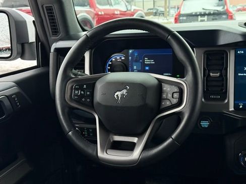 Used 2021 Ford Bronco Outer Banks image 10