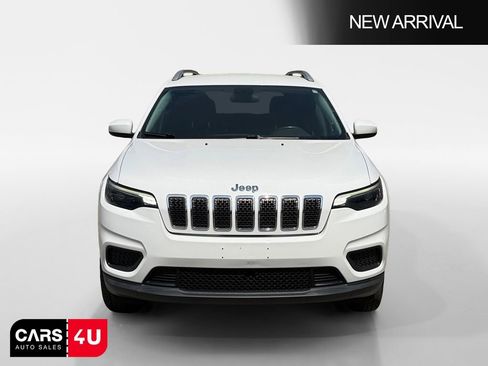 Used 2020 Jeep Cherokee Latitude w/ Cold Weather Group image 2