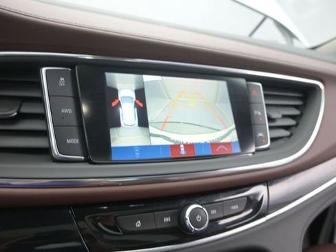 Used 2019 Buick Enclave Avenir w/ Avenir Technology Package AWD/4WD image 37