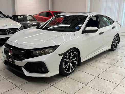 Used 2018 Honda Civic Si image 3