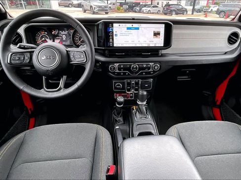 Used 2025 Jeep Wrangler Unlimited Sport AWD/4WD image 14