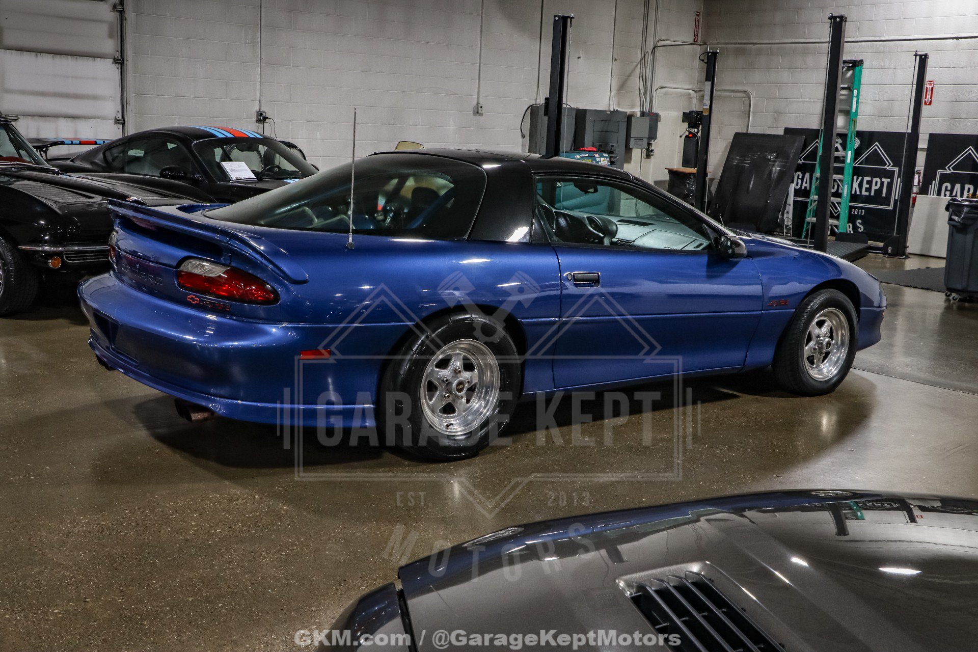 Used 1994 Chevrolet Camaro Z28 RWD image 9