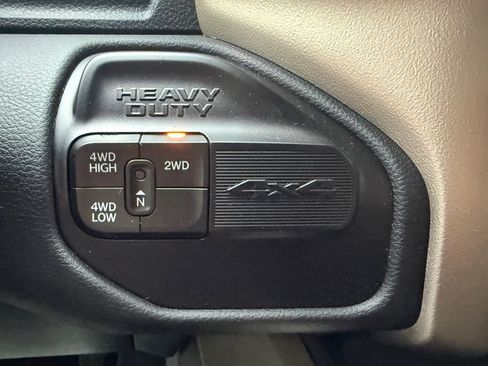 Used 2022 RAM 2500 Laramie w/ Chrome Appearance Group image 27