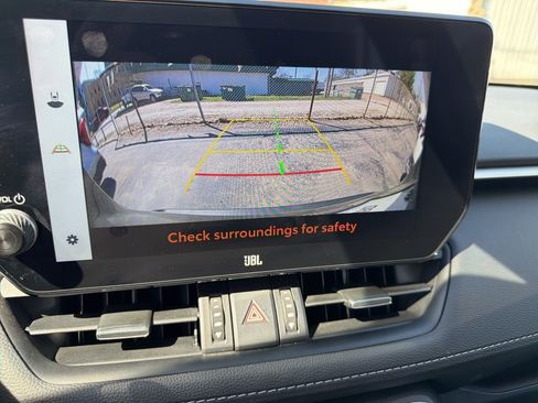 Used 2023 Toyota RAV4 Limited image 15