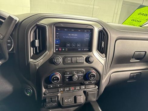 Used 2020 Chevrolet Silverado 1500 LT Trail Boss image 32