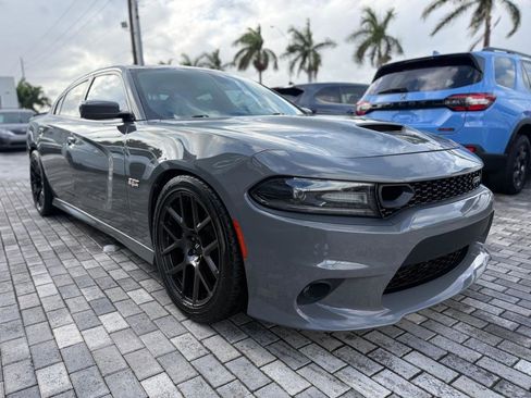 Used 2019 Dodge Charger Scat Pack w/ Plus Group image 1