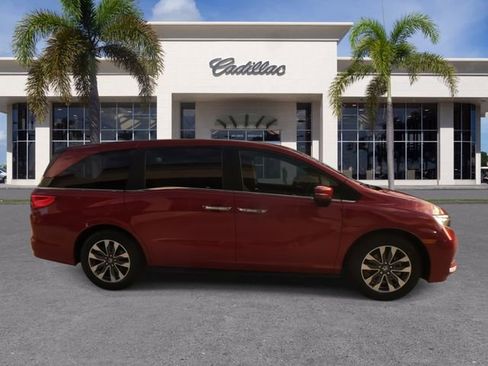 Used 2023 Honda Odyssey EX-L image 17