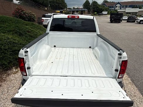 Used 2018 RAM 1500 Tradesman w/ Protection Group AWD/4WD image 9
