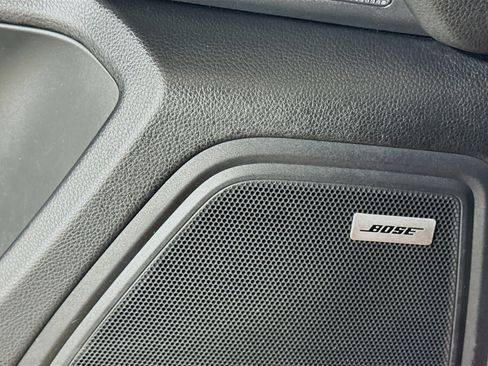 Certified 2020 Porsche Macan image 12