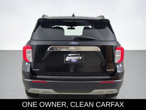 Certified 2022 Ford Explorer XLT w/ Equipment Group 202A AWD/4WD image 4