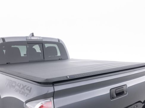 Used 2021 Toyota Tacoma TRD Sport image 43