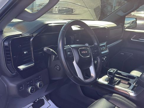 Used 2023 GMC Sierra 1500 SLT w/ SLT Convenience Package image 13