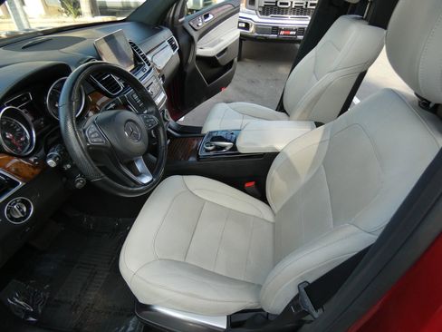 Used 2019 Mercedes-Benz GLS 550 4MATIC image 70