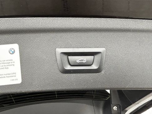 Used 2023 BMW iX xDrive50 w/ Premium Package AWD/4WD image 38